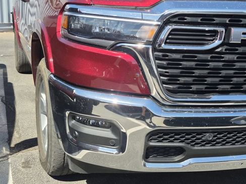 Used 2025 RAM 1500 Big Horn AWD/4WD image 4