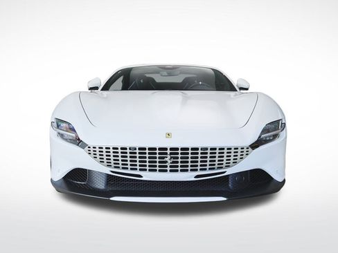 Used 2024 Ferrari Roma Spider image 8
