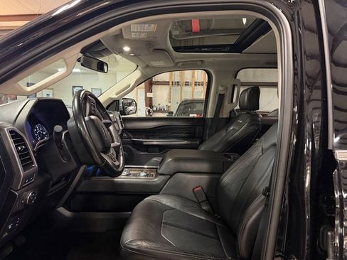 Used 2021 Ford Expedition Max Platinum image 9