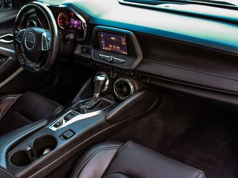 Used 2019 Chevrolet Camaro LT w/ RS Package image 36