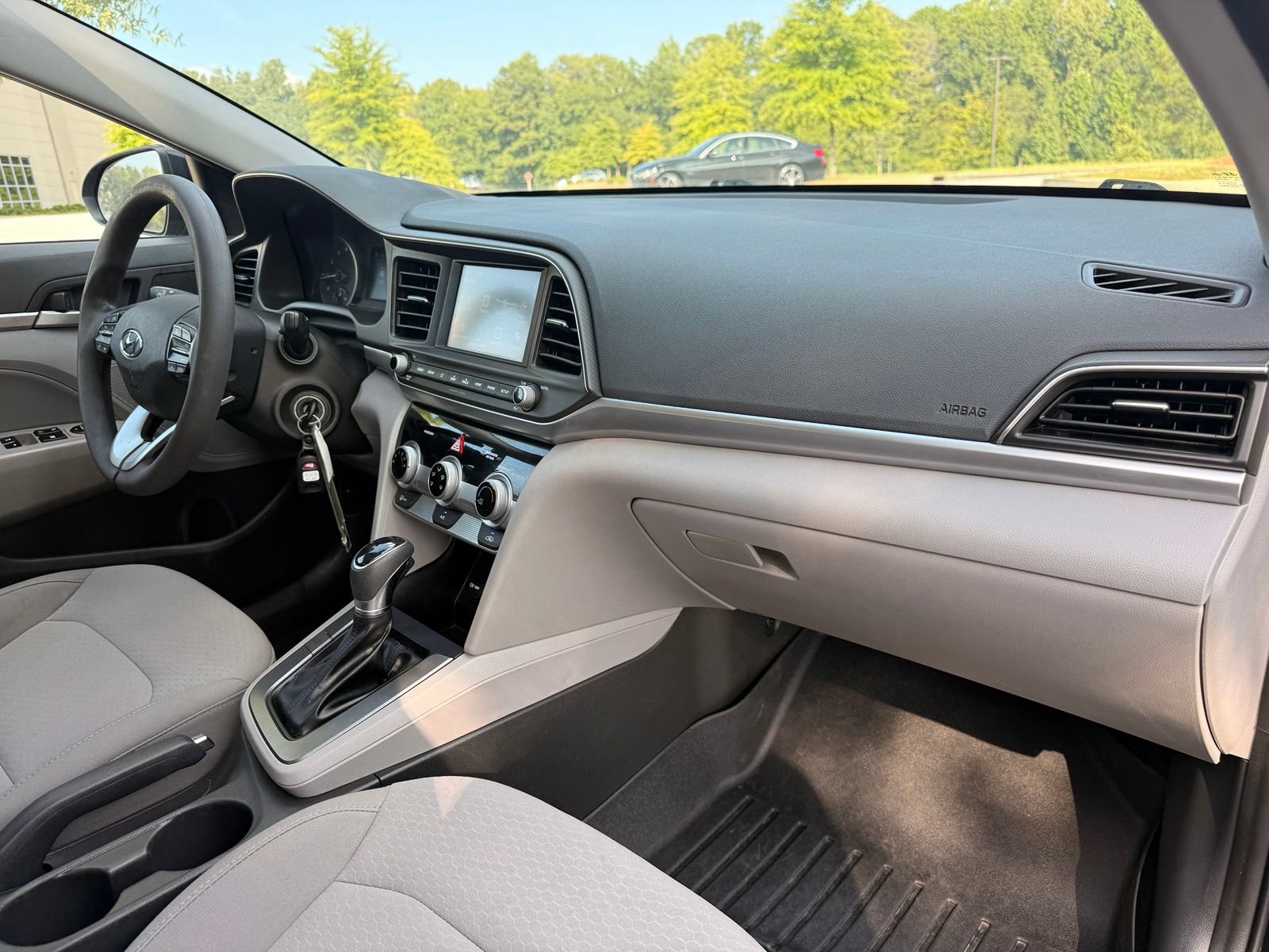 Used 2019 Hyundai Elantra SEL FWD image 24