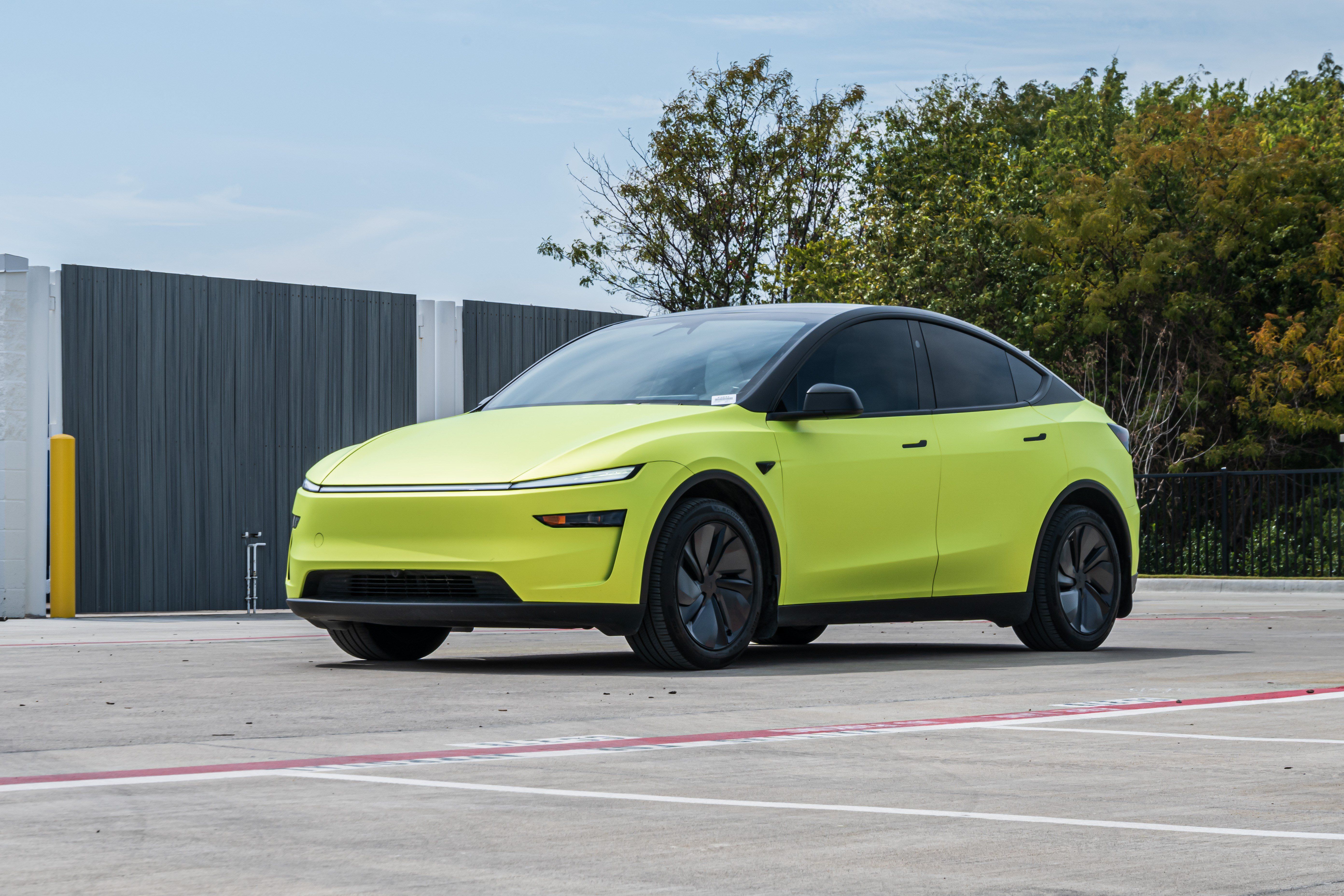 Used 2026 Tesla Model Y Long Range RWD image 5