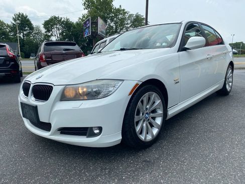 Used 2011 BMW 328i xDrive Sedan w/ Premium Pkg 2 AWD/4WD image 7