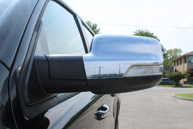 Used 2019 RAM 1500 Laramie AWD/4WD image 7