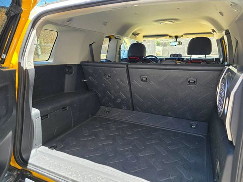 Used 2007 Toyota FJ Cruiser 4WD image 5
