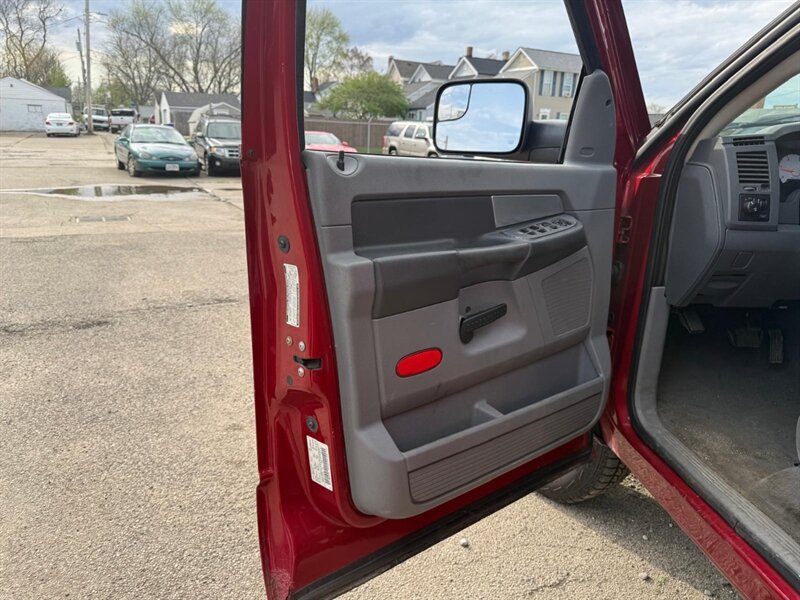 Used 2007 Dodge Ram 2500 Truck SLT AWD/4WD image 22