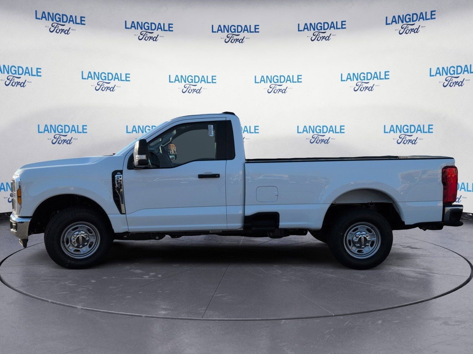 New 2026 Ford F250 XL w/ XL Chrome Package RWD image 10