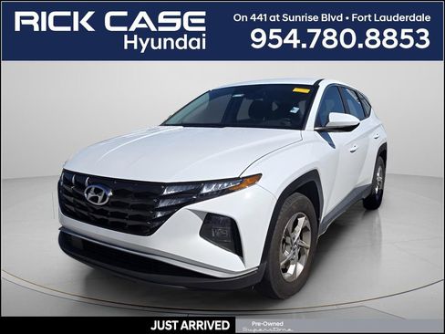 Used 2023 Hyundai Tucson SE FWD image 1