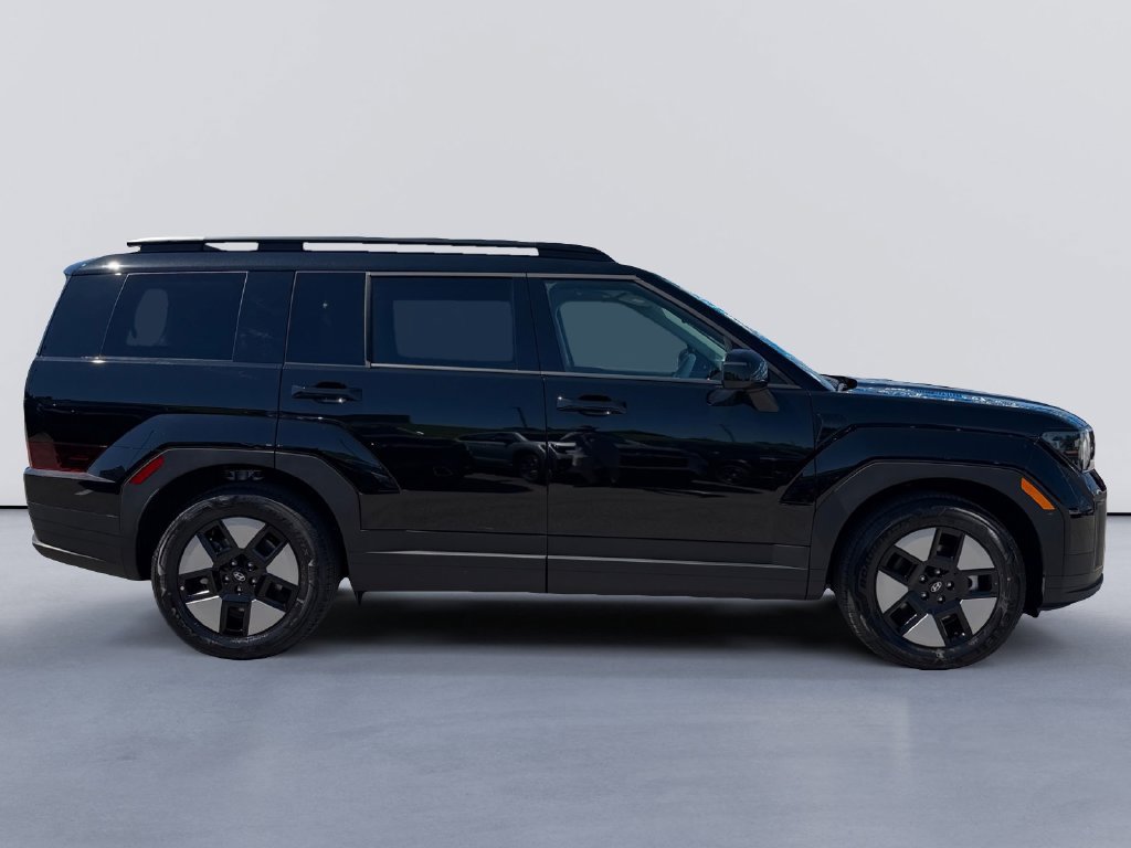 New 2026 Hyundai Santa Fe SEL FWD image 2