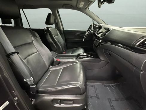Used 2019 Honda Pilot Touring image 21