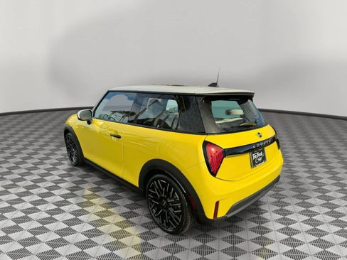Used 2025 MINI Cooper S FWD image 5