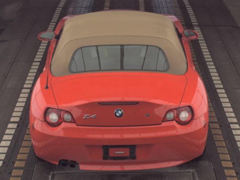 Used 2005 BMW Z4 2.5i image 6