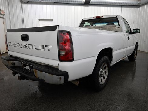 Used 2006 Chevrolet Silverado 1500 W/T image 17