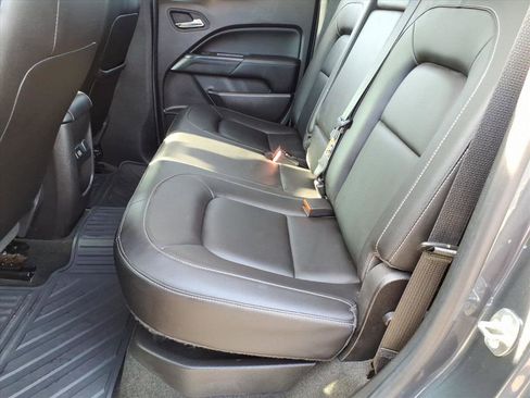 Used 2015 GMC Canyon SLT image 12