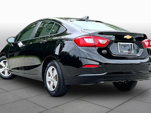 Used 2018 Chevrolet Cruze LS FWD image 12