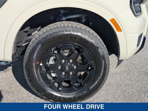 New 2025 Ford Ranger XLT w/ Equipment Group 301A High image 12