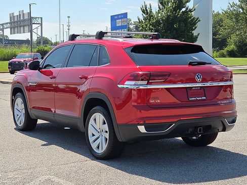 Used 2023 Volkswagen Atlas Cross Sport SE AWD/4WD image 4