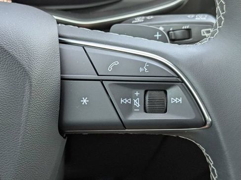 Used 2023 Audi Q8 Premium Plus w/ Premium Plus Package AWD/4WD image 27
