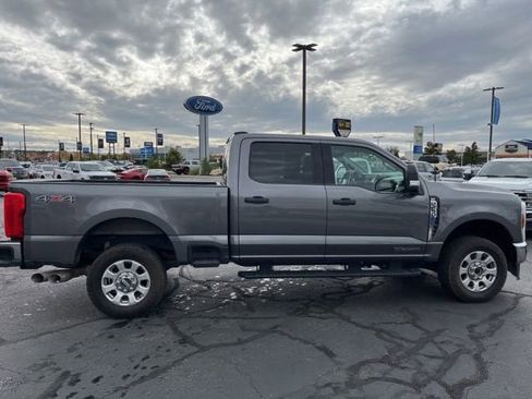 Used 2024 Ford F250 XLT AWD/4WD image 4