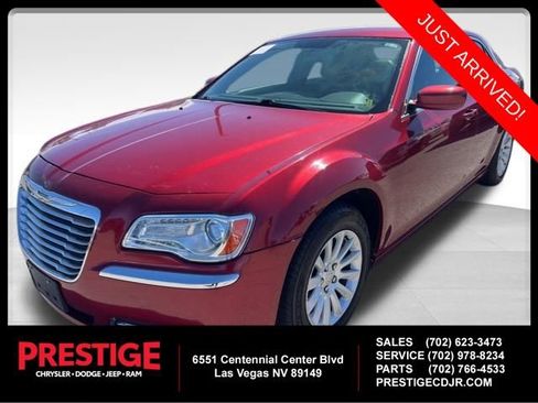 Used 2013 Chrysler 300 Base image 1