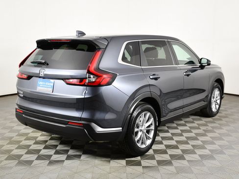 Used 2025 Honda CR-V EX image 5