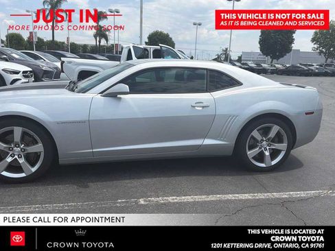 Used 2011 Chevrolet Camaro SS w/ Black Stripe Package RWD image 5