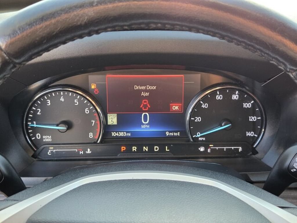 Used 2022 Ford Explorer Limited w/ Equipment Group 301A AWD/4WD image 22
