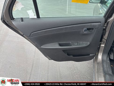 Used 2011 Chevrolet Malibu LT image 21