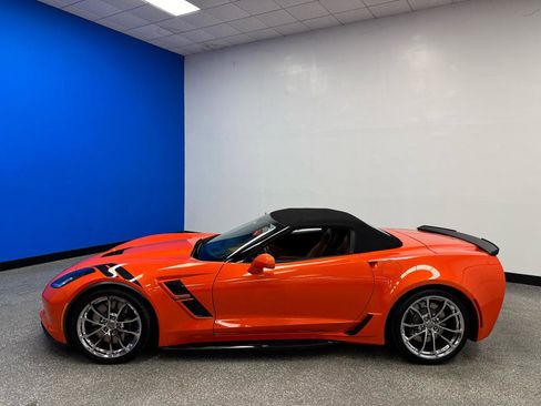 Used 2019 Chevrolet Corvette Grand Sport RWD image 9