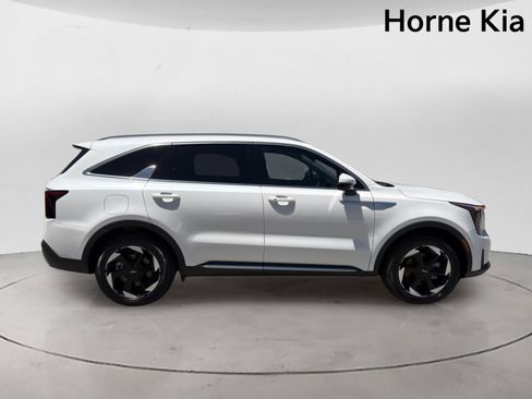 New 2025 Kia Sorento EX w/ EX Panoramic Sunroof Package AWD/4WD image 3