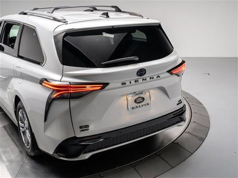 Used 2023 Toyota Sienna XSE w/ Protection Package (TMS) image 40