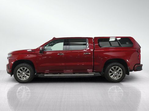 Used 2019 Chevrolet Silverado 1500 High Country w/ Z71 Off-Road Package AWD/4WD image 2