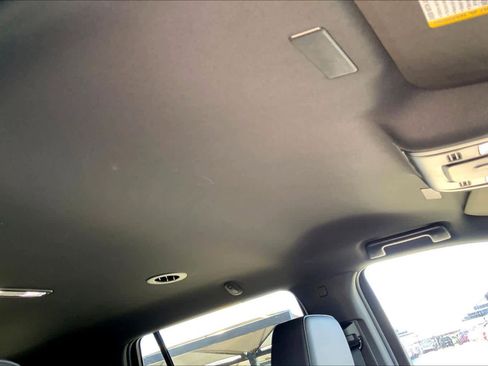 Used 2025 Chevrolet Tahoe LT image 14