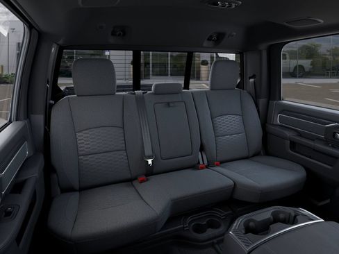 New 2026 RAM 2500 Big Horn AWD/4WD image 16