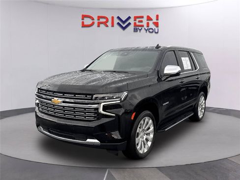 Used 2024 Chevrolet Tahoe Premier w/ Premium Package AWD/4WD image 8