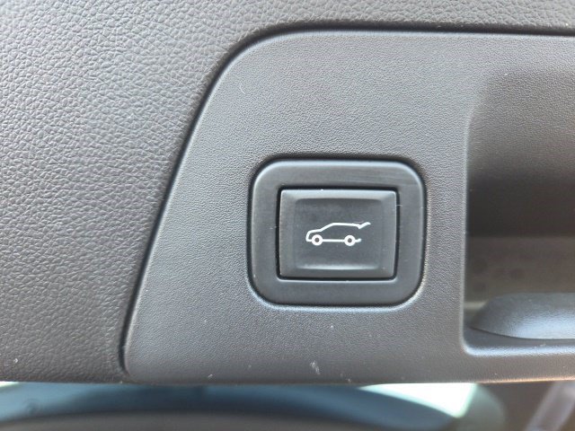 Used 2021 Buick Envision Essence FWD image 44
