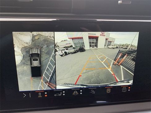 Used 2024 GMC Sierra 2500 Denali Ultimate image 22