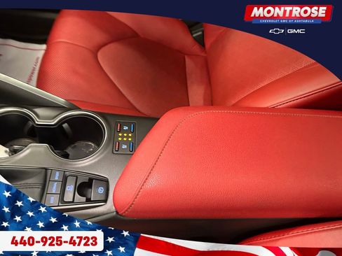 Used 2024 Toyota Camry XSE w/ Navigation Package image 16