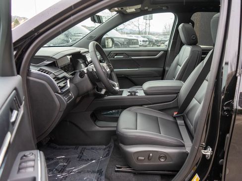 New 2026 GMC Acadia Elevation w/ Black Edition image 11