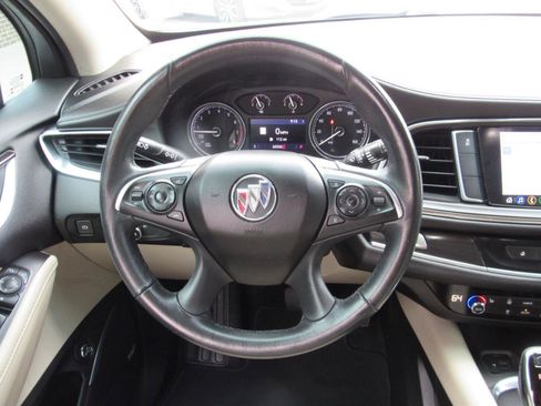 Used 2021 Buick Enclave Essence w/ Sport Touring Edition FWD image 19