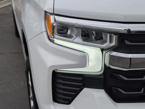 Certified 2024 Chevrolet Silverado 1500 LT AWD/4WD image 11