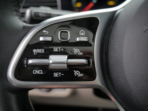 Used 2023 Mercedes-Benz GLE 350 4MATIC image 28