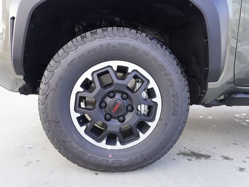 New 2026 Toyota Tacoma TRD Off-Road image 19