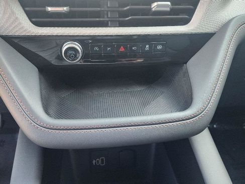 Used 2026 Ford Explorer Active w/ Active Comfort Package AWD/4WD image 13