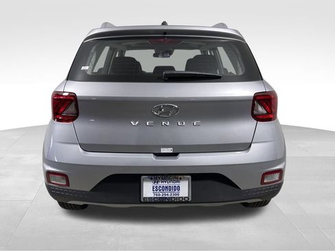 New 2026 Hyundai Venue SEL image 4