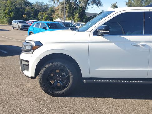 Used 2023 Ford Expedition Timberline image 12