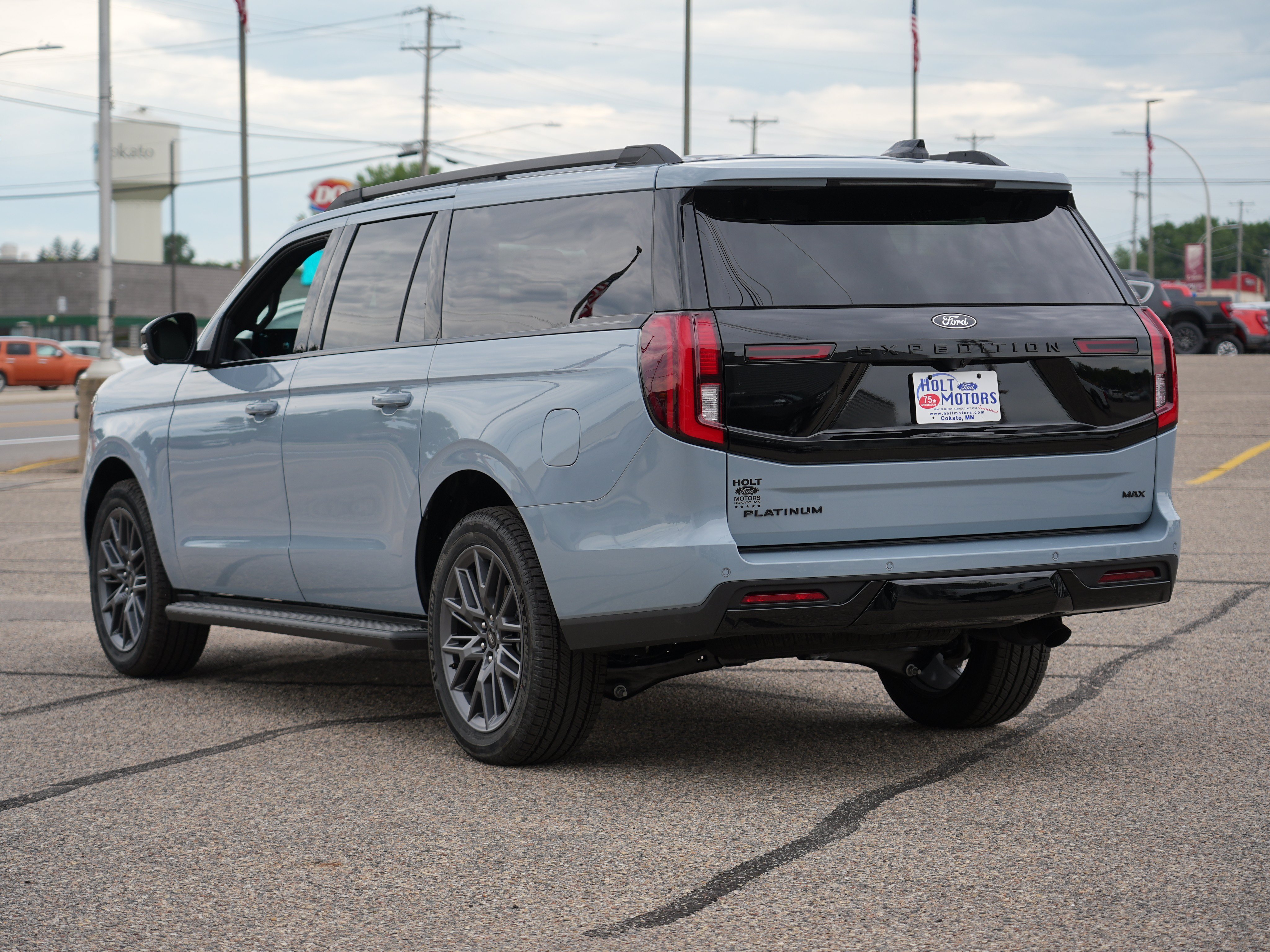 New 2026 Ford Expedition Max Platinum w/ Stealth Appearance Package AWD/4WD image 6