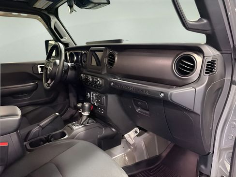 Used 2020 Jeep Wrangler Unlimited Sport AWD/4WD image 5