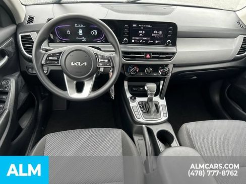 Used 2026 Kia Seltos LX FWD image 26