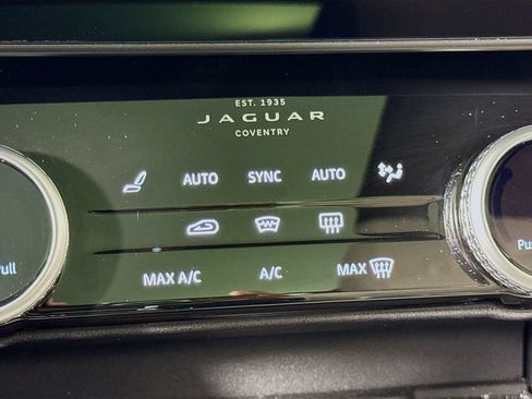 Used 2024 Jaguar F-PACE R-Dynamic S AWD/4WD image 15